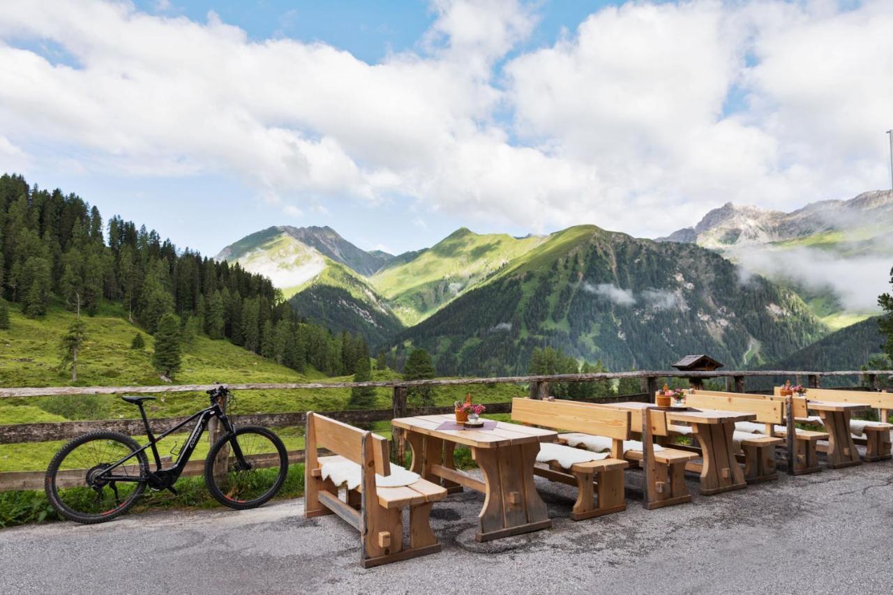 Hotel Berggasthaus Hollensteinhutte Tux Exteriér fotografie